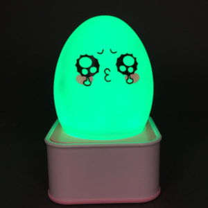 מנורת לילה מחליפה צבעים- ביצה בוכה